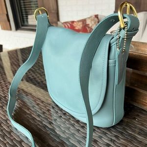 Vintage Coach Fletcher Rare Color Ocean Blue Like New Mint!